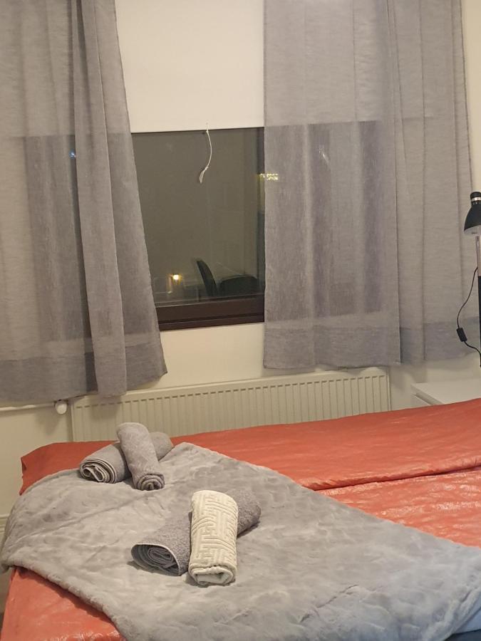 Kaunis Valoisa 3 Krs Pikkukaksio Vantaa Koivukylae Lägenhet Exteriör bild